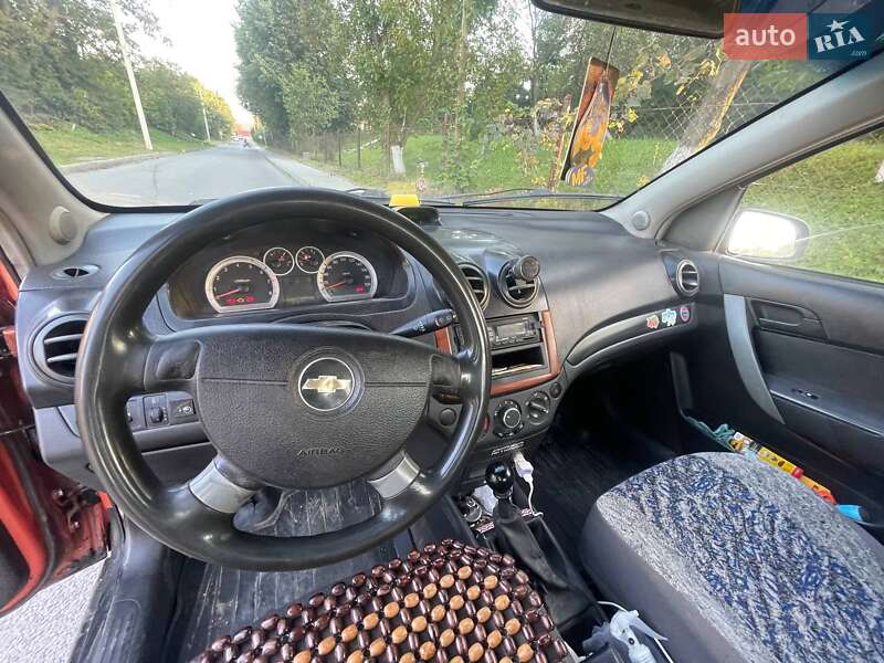 Седан Chevrolet Aveo 2006 в Яворові