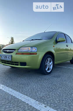 Седан Chevrolet Aveo 2005 в Мостиске