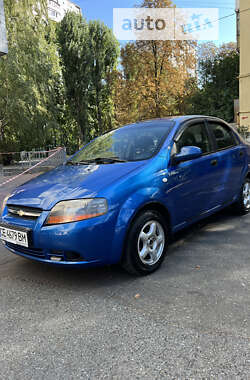 Седан Chevrolet Aveo 2005 в Києві