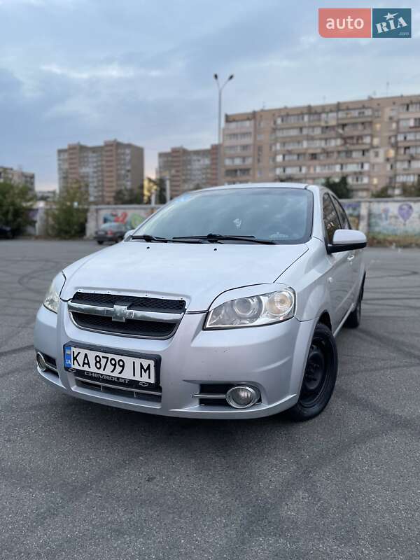 Седан Chevrolet Aveo 2008 в Киеве