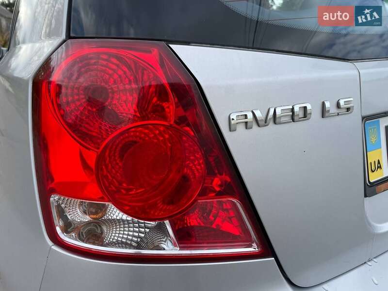 Хетчбек Chevrolet Aveo 2008 в Здолбуніві