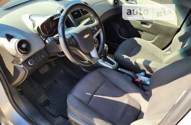 Хэтчбек Chevrolet Aveo 2012 в Киеве