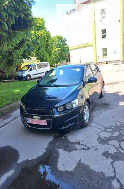 Хетчбек Chevrolet Aveo 2012 в Рівному