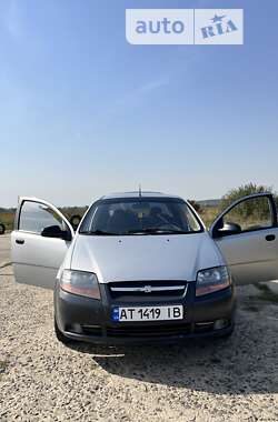 Седан Chevrolet Aveo 2005 в Калуші