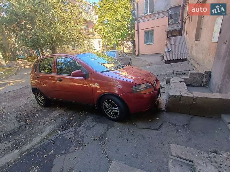 Хетчбек Chevrolet Aveo 2006 в Кам'янському