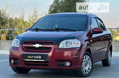 Седан Chevrolet Aveo 2008 в Києві