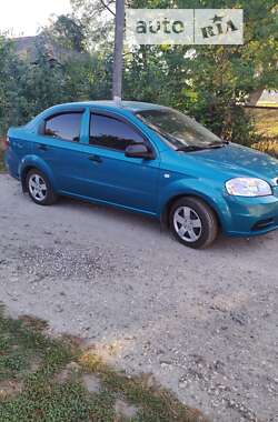 Седан Chevrolet Aveo 2009 в Яготине