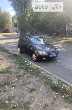 Хэтчбек Chevrolet Aveo 2004 в Каменском