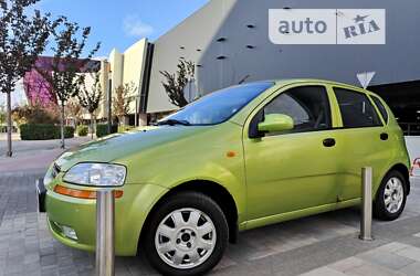 Хэтчбек Chevrolet Aveo 2005 в Киеве