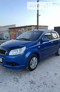 Хетчбек Chevrolet Aveo 2009 в Миронівці