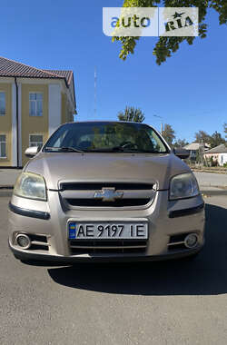 Седан Chevrolet Aveo 2007 в Синельниково