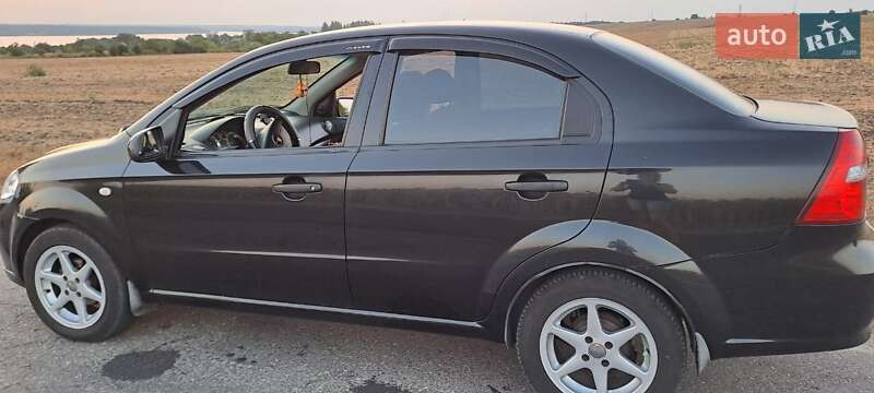 Седан Chevrolet Aveo 2007 в Запорожье