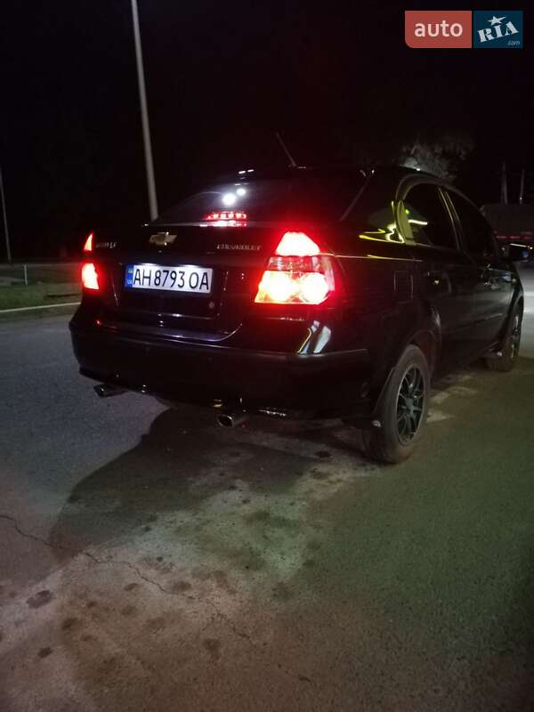 Седан Chevrolet Aveo 2006 в Киеве
