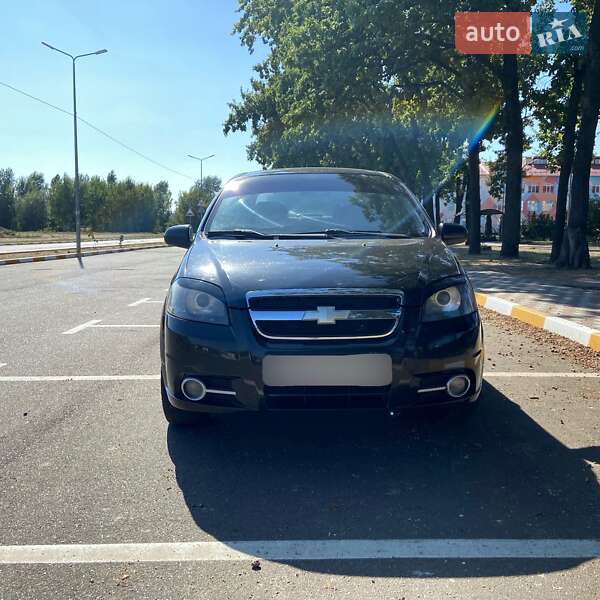 Седан Chevrolet Aveo 2006 в Киеве