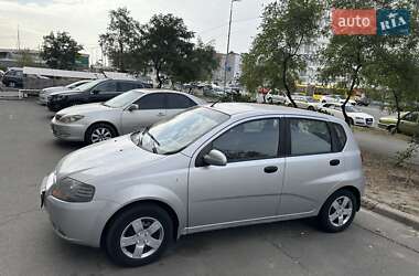 Хэтчбек Chevrolet Aveo 2008 в Киеве