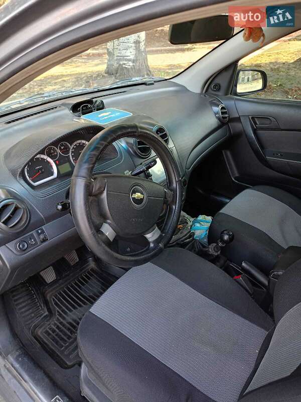 Седан Chevrolet Aveo 2006 в Краматорську