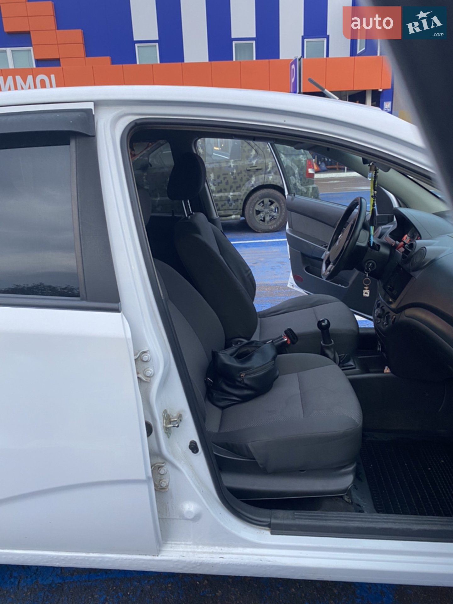2010 Chevrolet Aveo - мініатюра 2