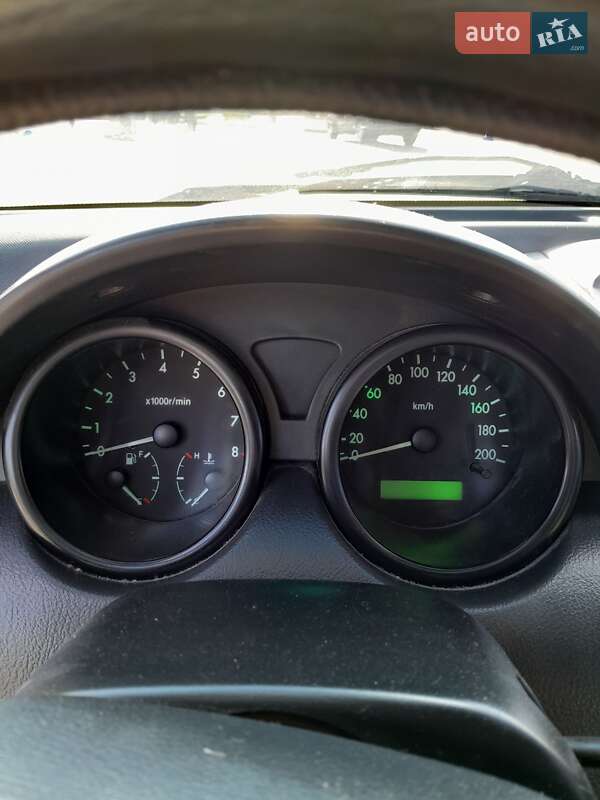 Седан Chevrolet Aveo 2006 в Запоріжжі