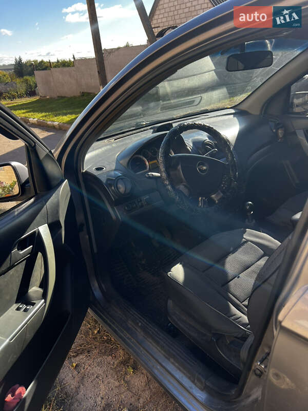 Седан Chevrolet Aveo 2006 в Мироновке