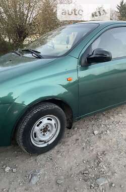 Седан Chevrolet Aveo 2004 в Заліщиках