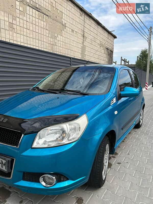 Хетчбек Chevrolet Aveo 2008 в Києві