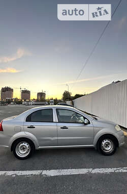 Седан Chevrolet Aveo 2007 в Ужгороде