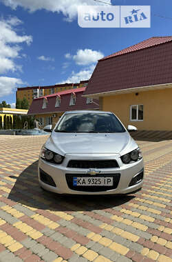 Седан Chevrolet Aveo 2014 в Василькові