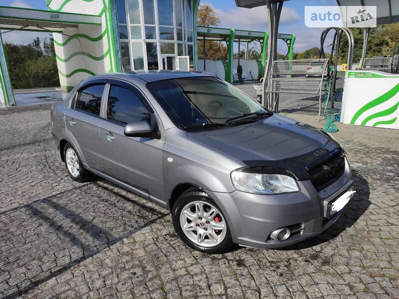 Седан Chevrolet Aveo 2007 в Золочеве