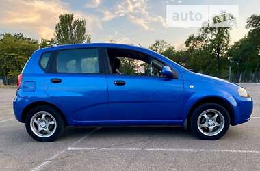 Хэтчбек Chevrolet Aveo 2006 в Николаеве