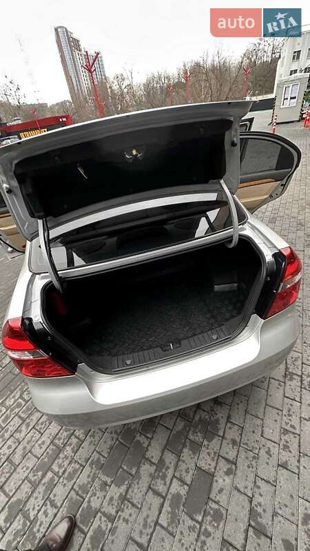 Седан Chevrolet Aveo 2008 в Смеле