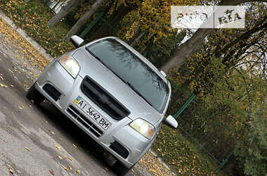 Седан Chevrolet Aveo 2008 в Львове