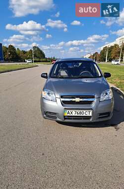 Седан Chevrolet Aveo 2010 в Харькове