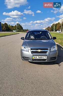 Седан Chevrolet Aveo 2010 в Харкові