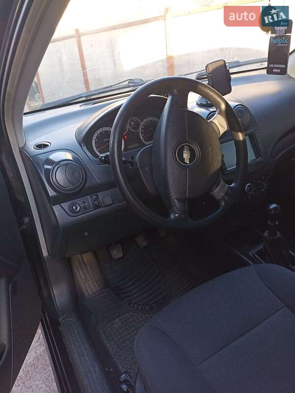 Седан Chevrolet Aveo 2006 в Киеве