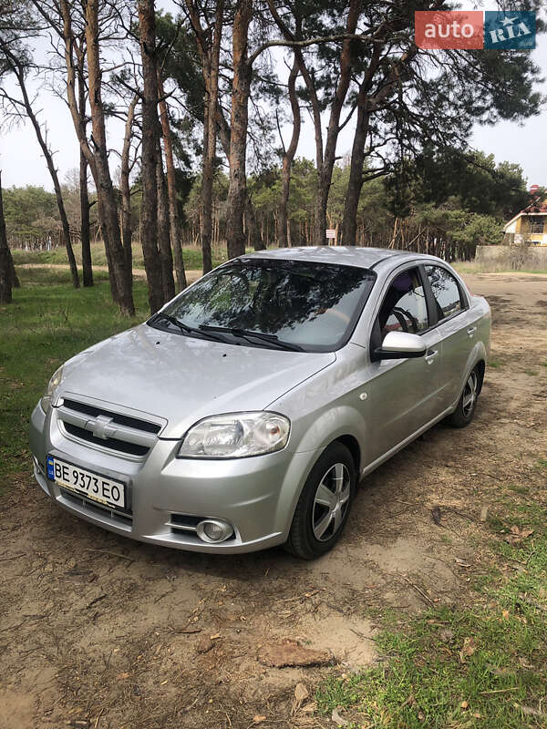 Седан Chevrolet Aveo 2008 в Миколаєві