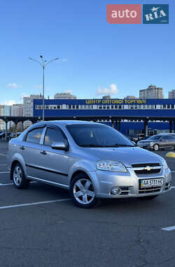 Седан Chevrolet Aveo 2008 в Києві