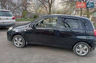 Хетчбек Chevrolet Aveo 2011 в Києві