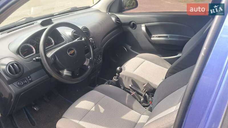 Хэтчбек Chevrolet Aveo 2008 в Киеве