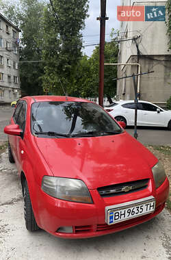Хэтчбек Chevrolet Aveo 2006 в 