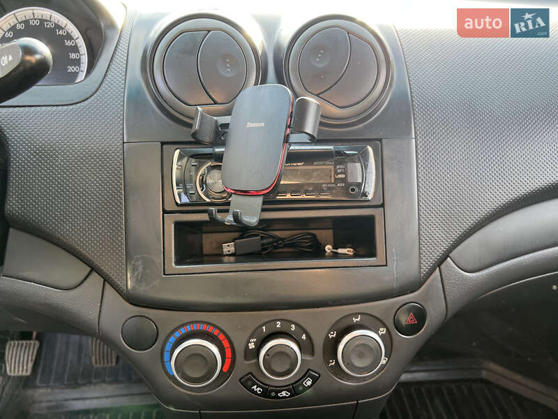 Седан Chevrolet Aveo 2006 в Славуте фото 8 Седан Chevrolet Aveo 2006 в Славуте