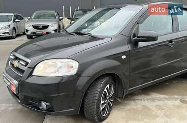 Седан Chevrolet Aveo 2008 в Львове