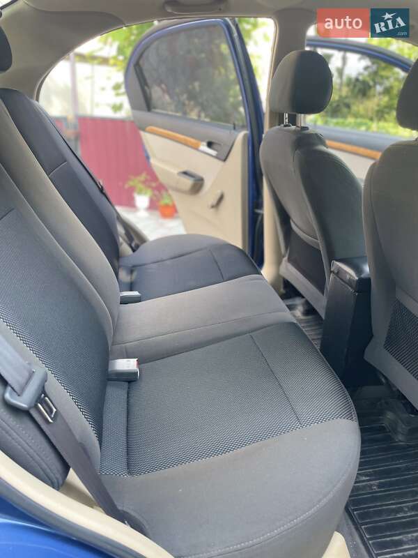 Седан Chevrolet Aveo 2008 в Підволочиську