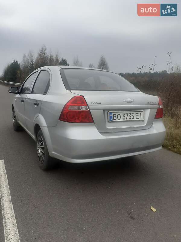 Седан Chevrolet Aveo 2007 в Вараше