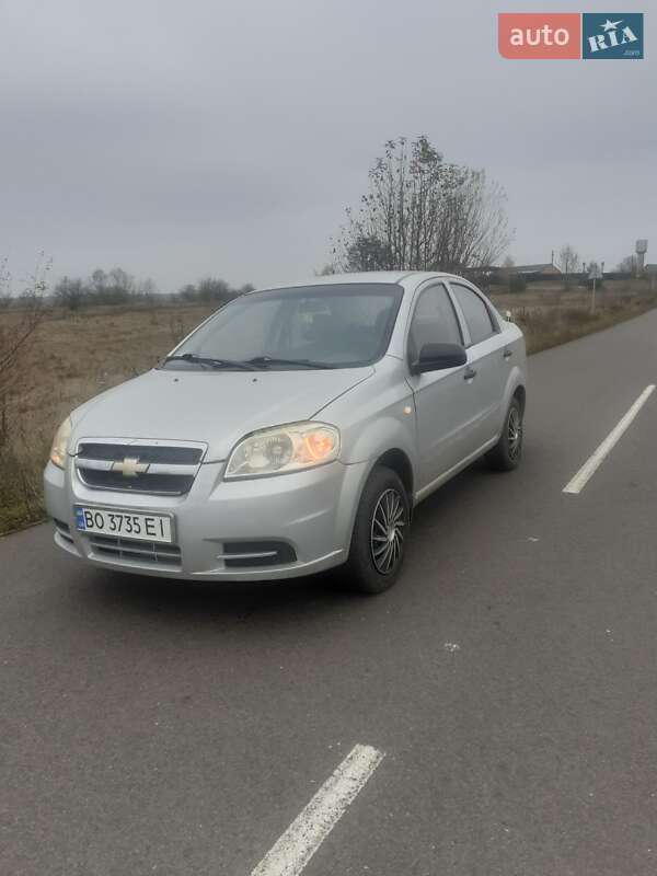 Седан Chevrolet Aveo 2007 в Вараше