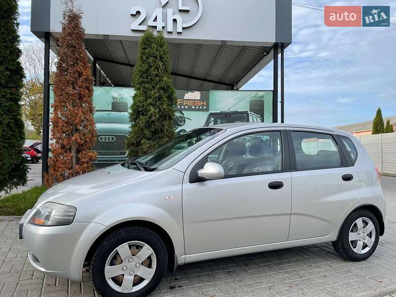 Хетчбек Chevrolet Aveo 2008 в Здолбуніві