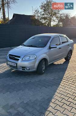 Седан Chevrolet Aveo 2011 в Ракитном