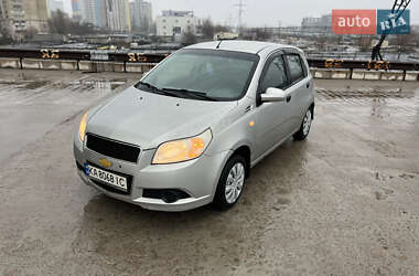 Хетчбек Chevrolet Aveo 2010 в Києві