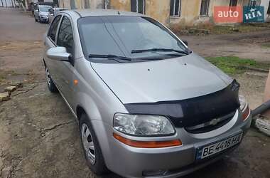 Седан Chevrolet Aveo 2005 в Миколаєві