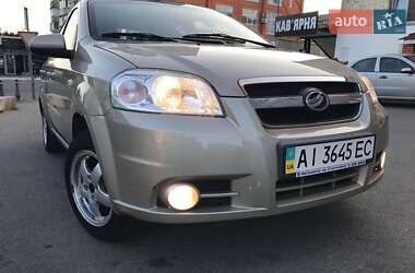 Седан Chevrolet Aveo 2012 в Василькові