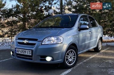 Седан Chevrolet Aveo 2008 в Києві